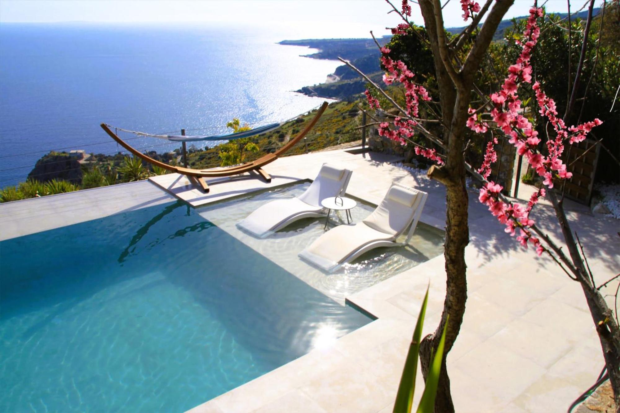 Anemos Luxury Villas Rodhákinon Exterior foto